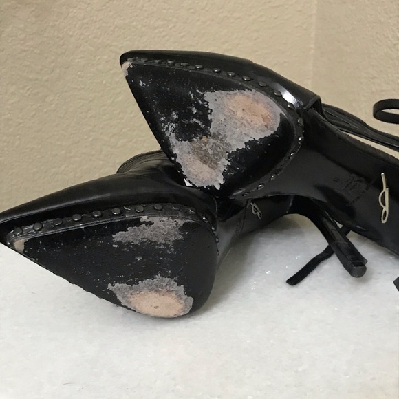 B Brian Atwood Mokada Leather Cut-out Booties - Picture 7 of 8